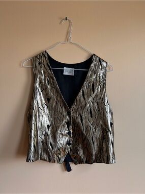 Vintage Metallic Gold Black V-Neck Vest 🪡